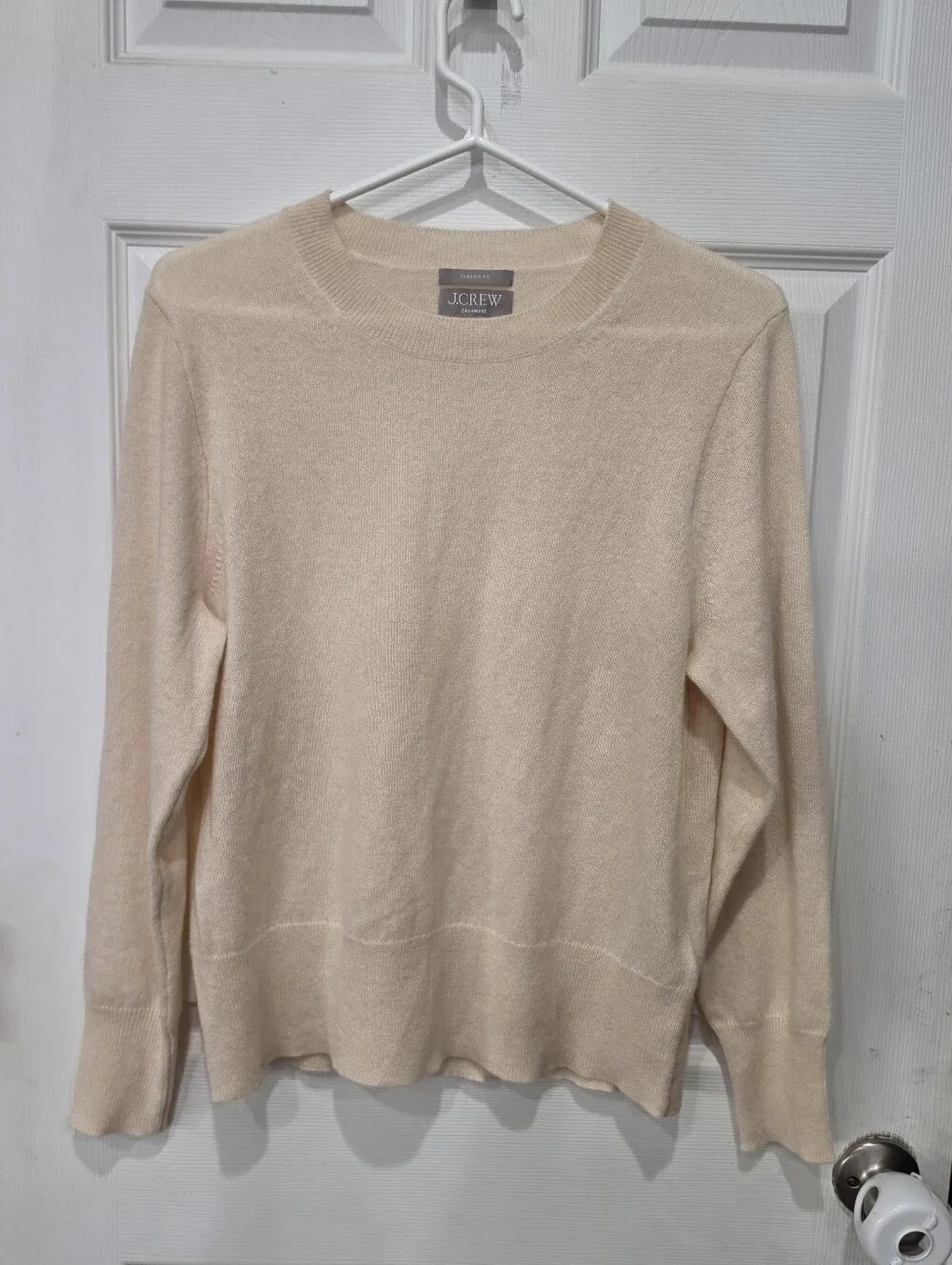 J.Crew Cashmere classic-fit crewneck sweater Size Medium